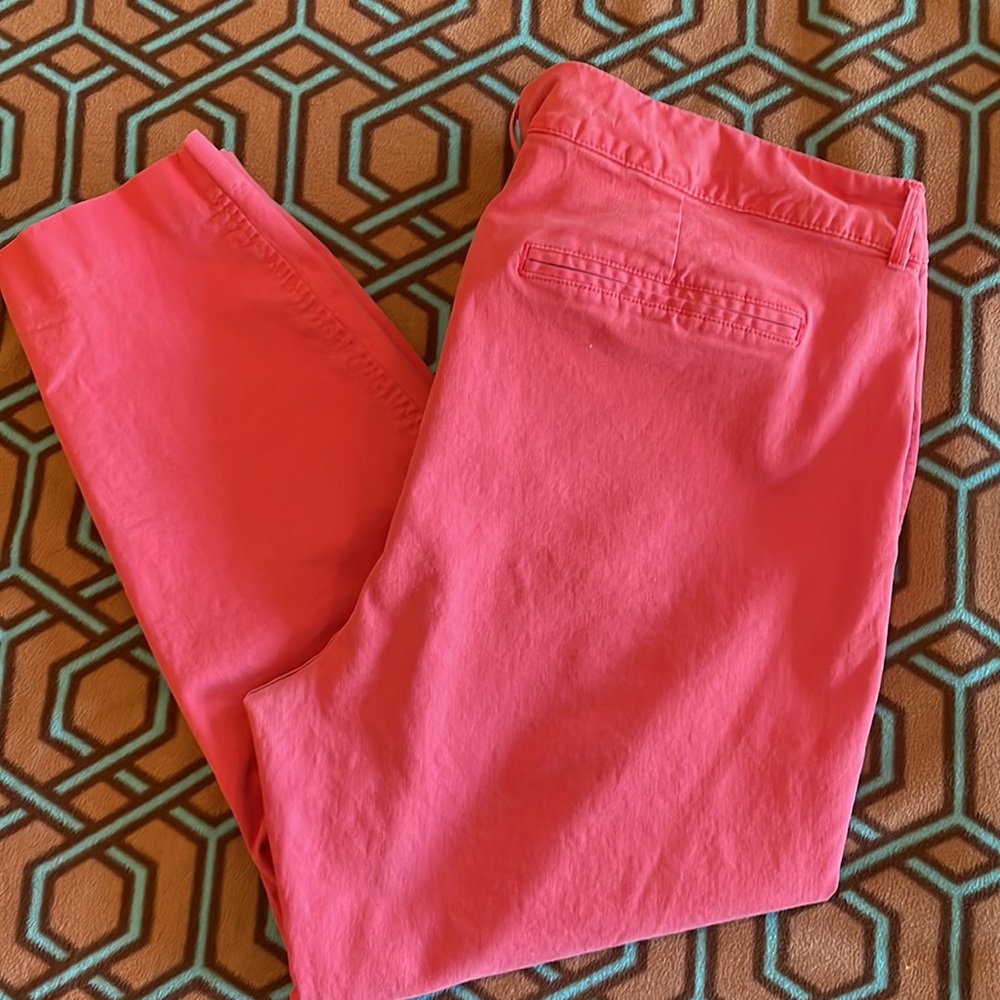 Old Navy Pixie Pants, Size 18